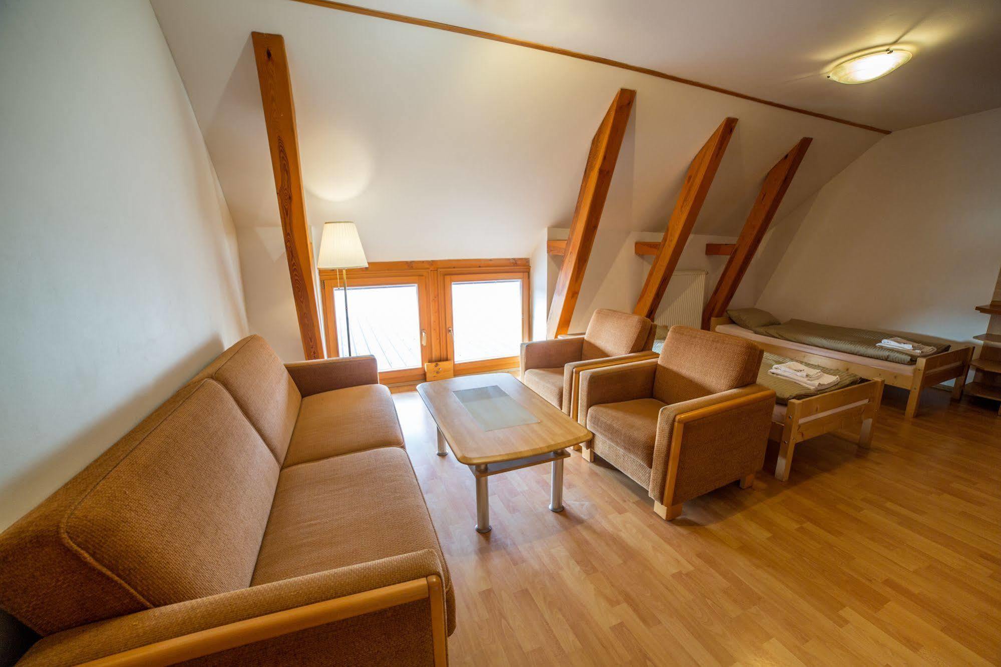 Farma Ptyrov Hotel Mnichovo Hradiště Bagian luar foto